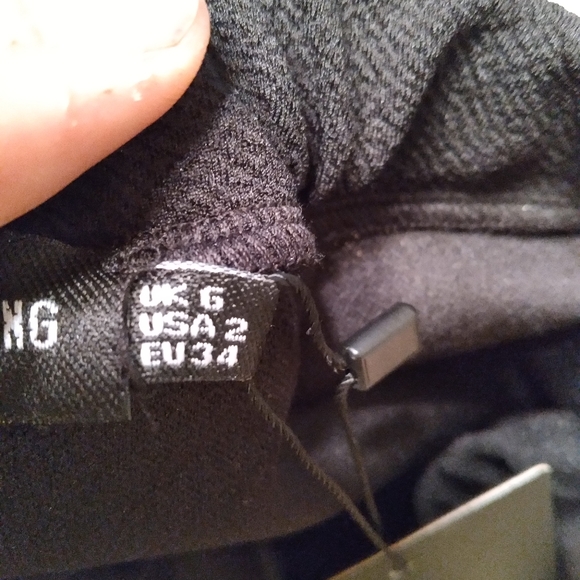 Pretty little thing skinny trousers - Picture 6 of 6